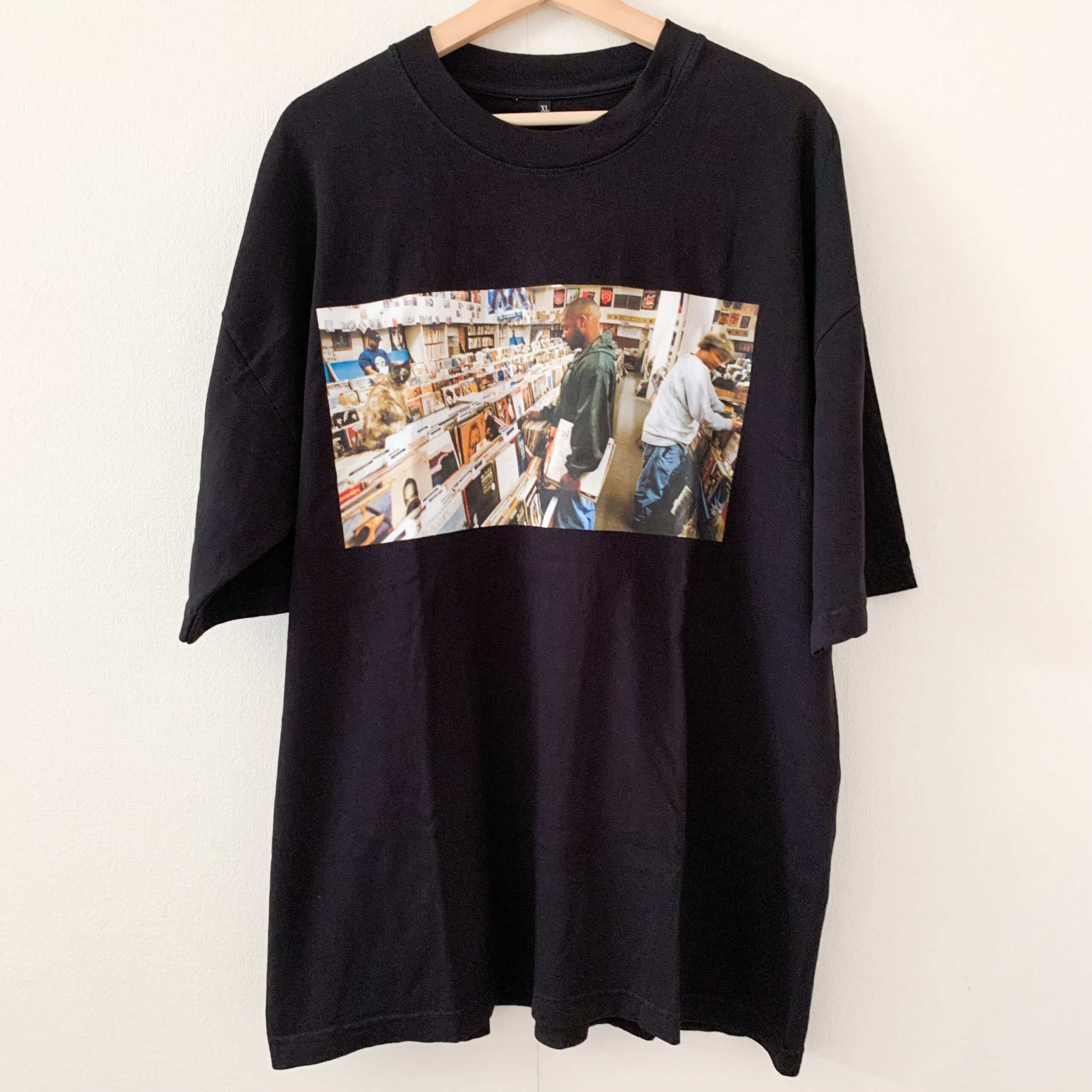 EA06B537-B6FD-4BAA-8C64-A963ABE41F78